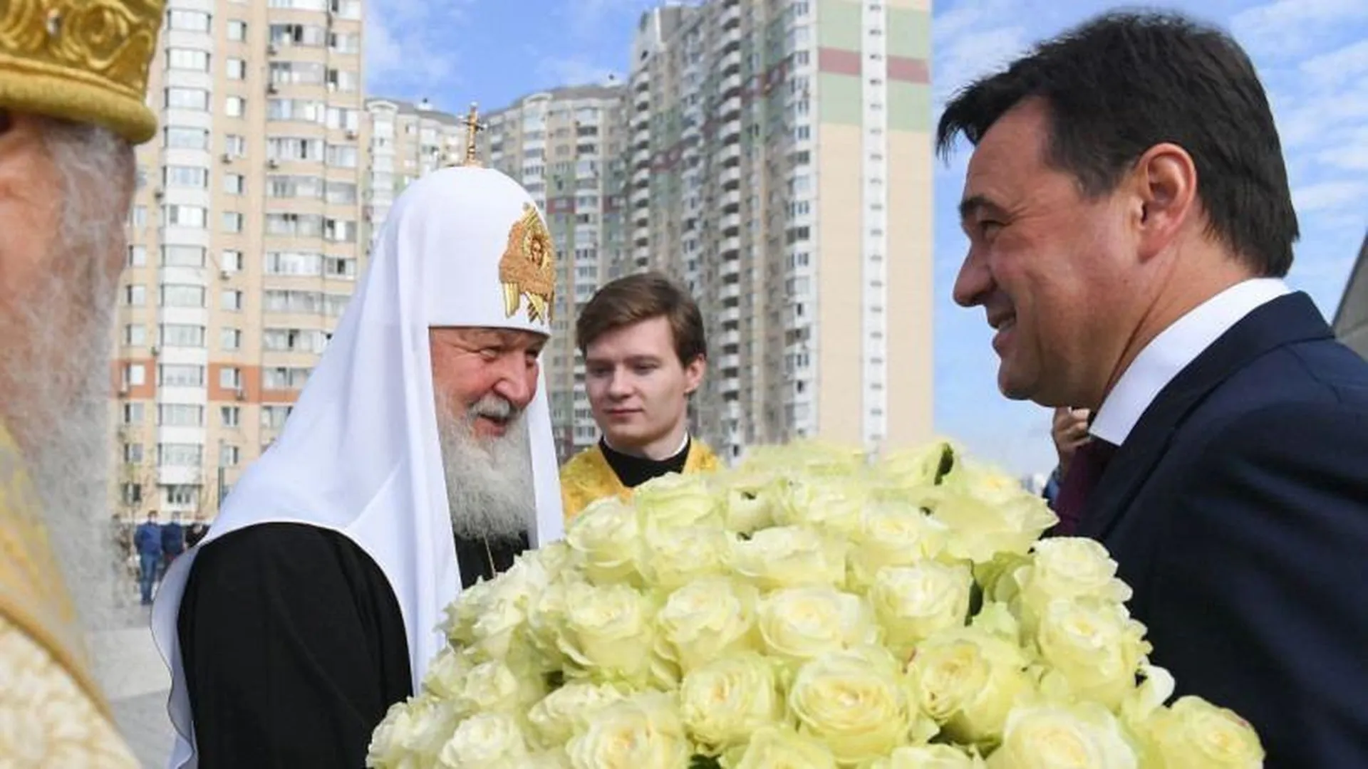 Губернатор Подмосковья поздравил патриарха Кирилла с годовщиной интронизации