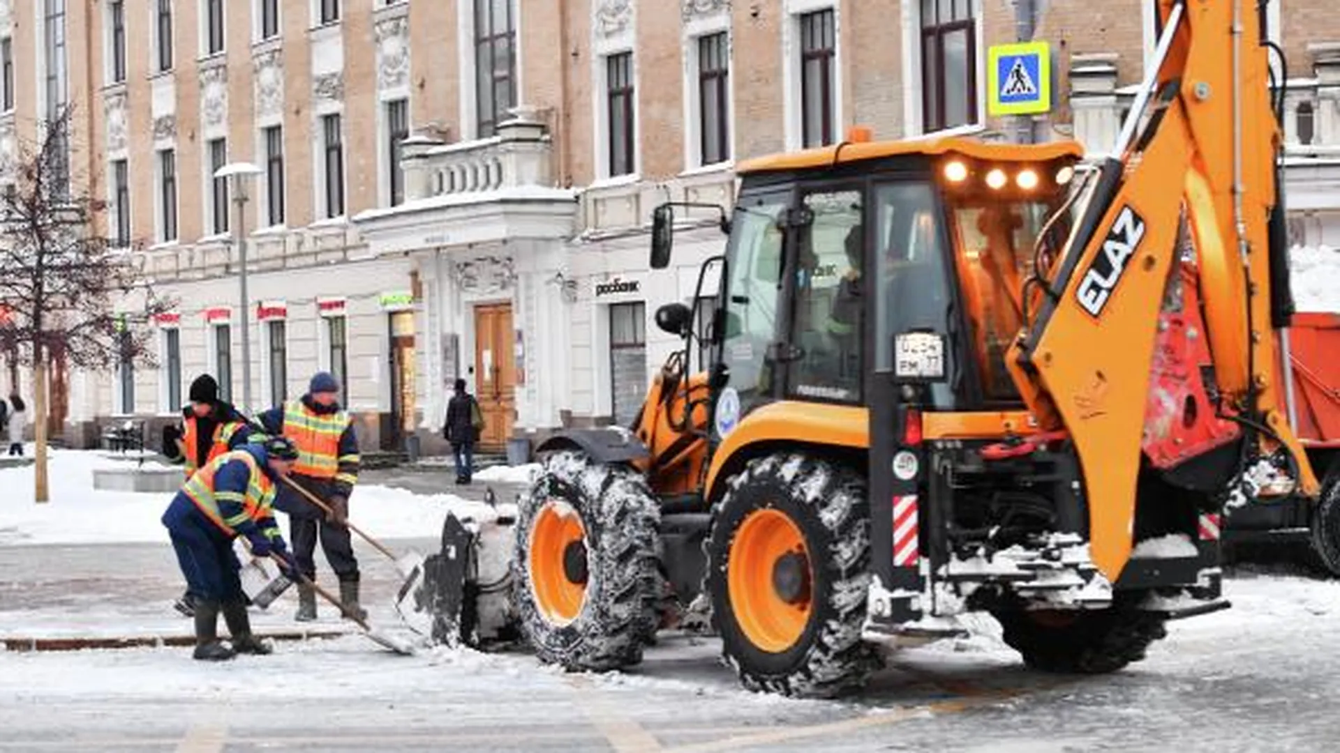 Городские службы Москвы перейдут на режим повышенной готовности перед 23 февраля