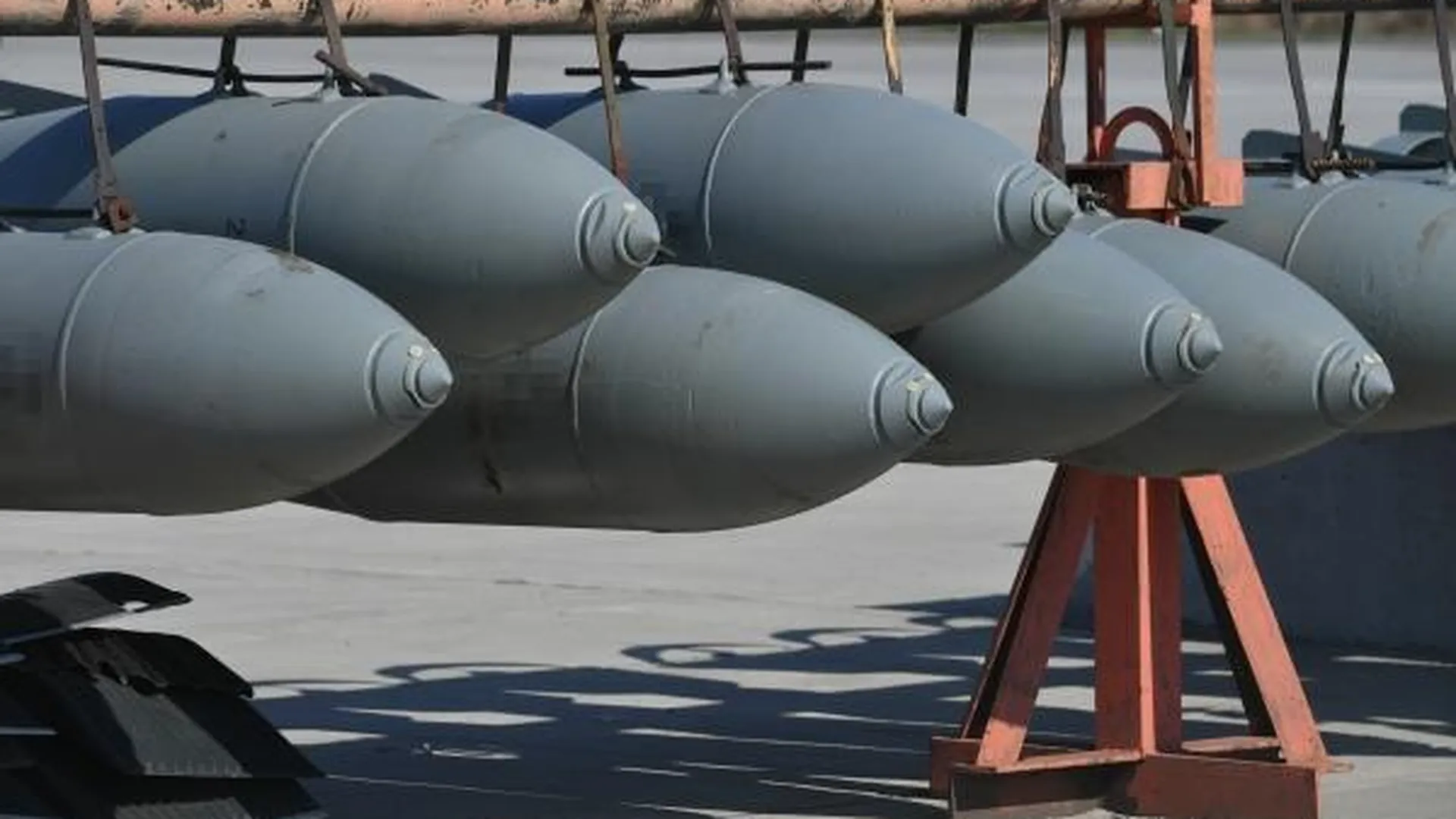 Эксперт рассказал, как военные будут применять «царь-бомбу» ФАБ-3000