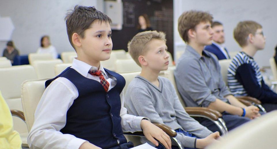 Более 140 школьников приняли участие в научном фестивале «Кванториада» в Королеве