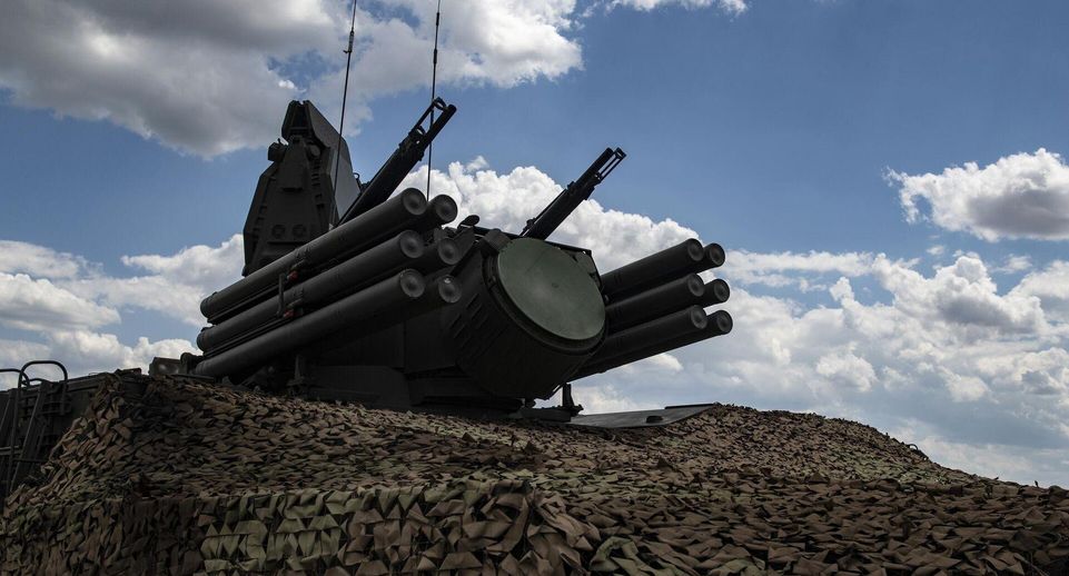 Губернатор Развожаев: силы ПВО поразили воздушную цель в акватории у Севастополя