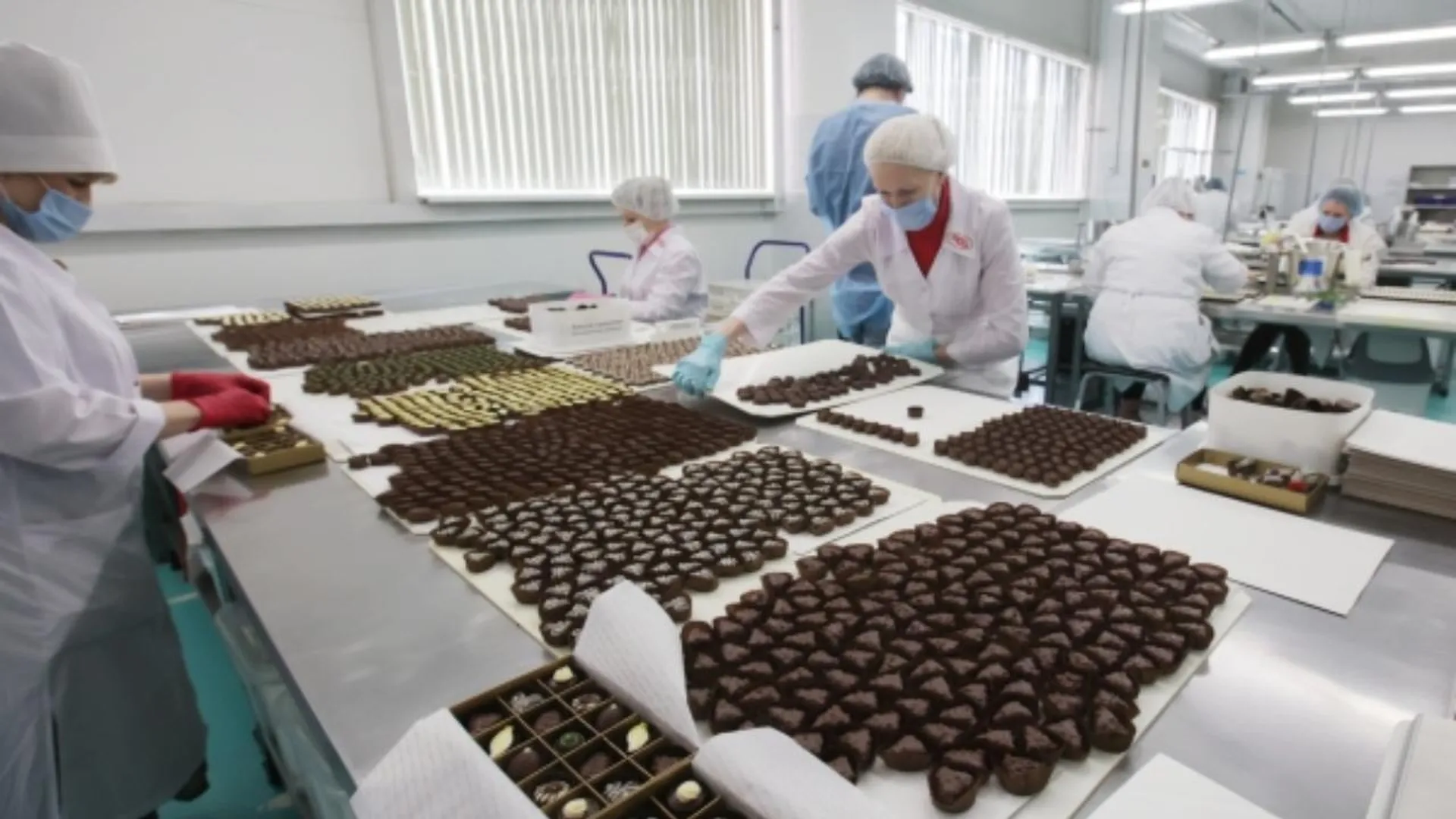 Сладкая шоколадка фабрика