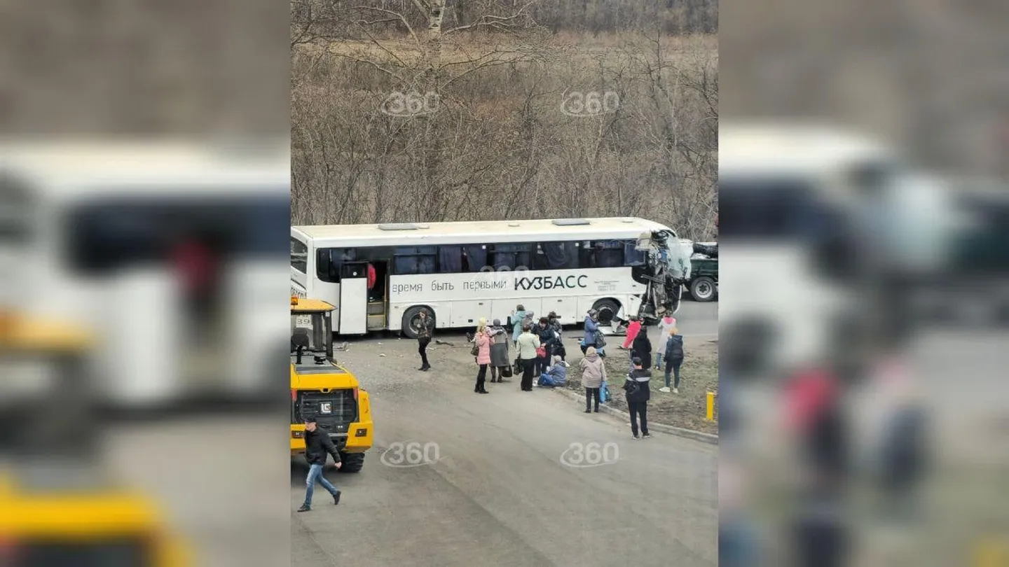 Что произошло 5 мая. Рейсовый автобус. Авария в Кемерово на Терешковой.