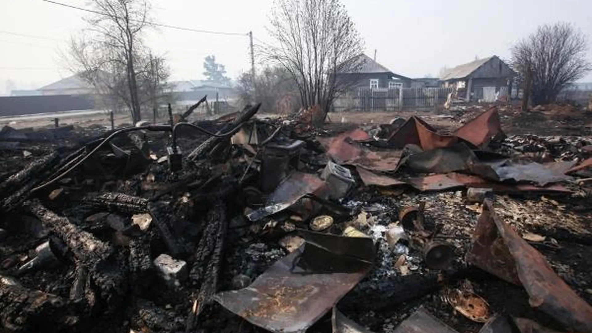 Около шести тысяч строений уничтожено природными пожарами в УрФО
