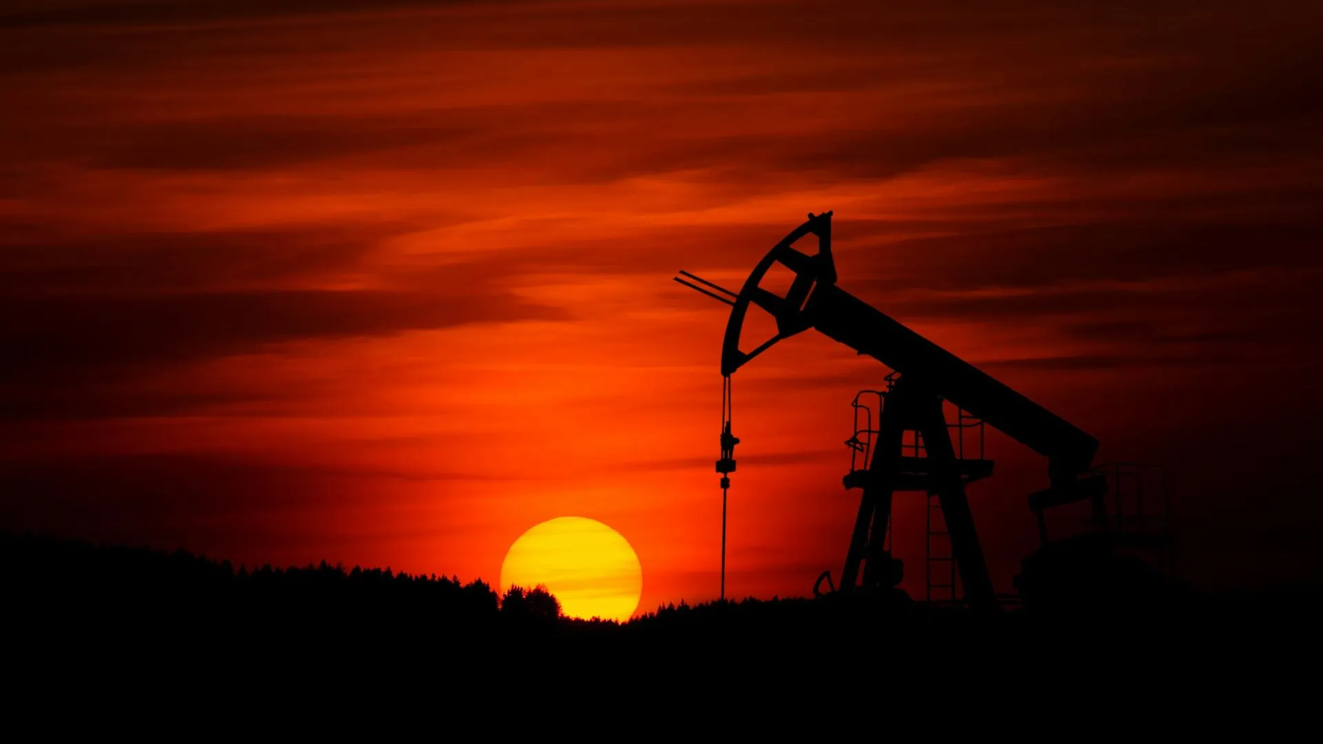 Эксперт Фролов: цена на нефть может подскочить до $100 за баррель