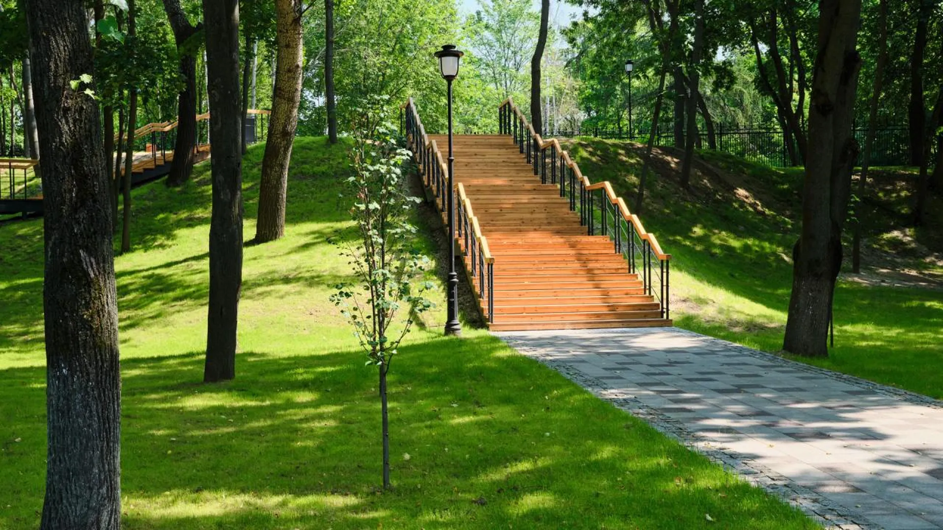 Два парка откроют после благоустройства в Подмосковье в эти выходные