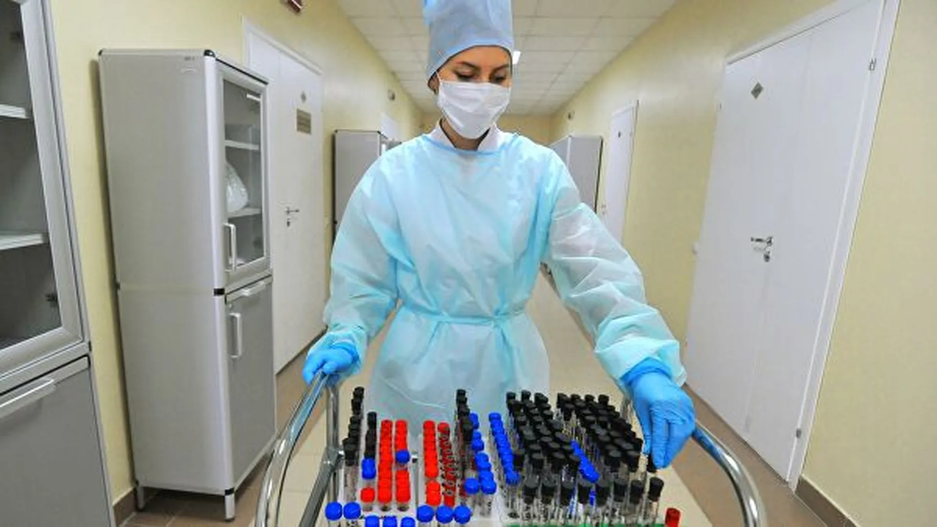 Еще 6800 новых случаев коронавируса выявили в России — Голикова