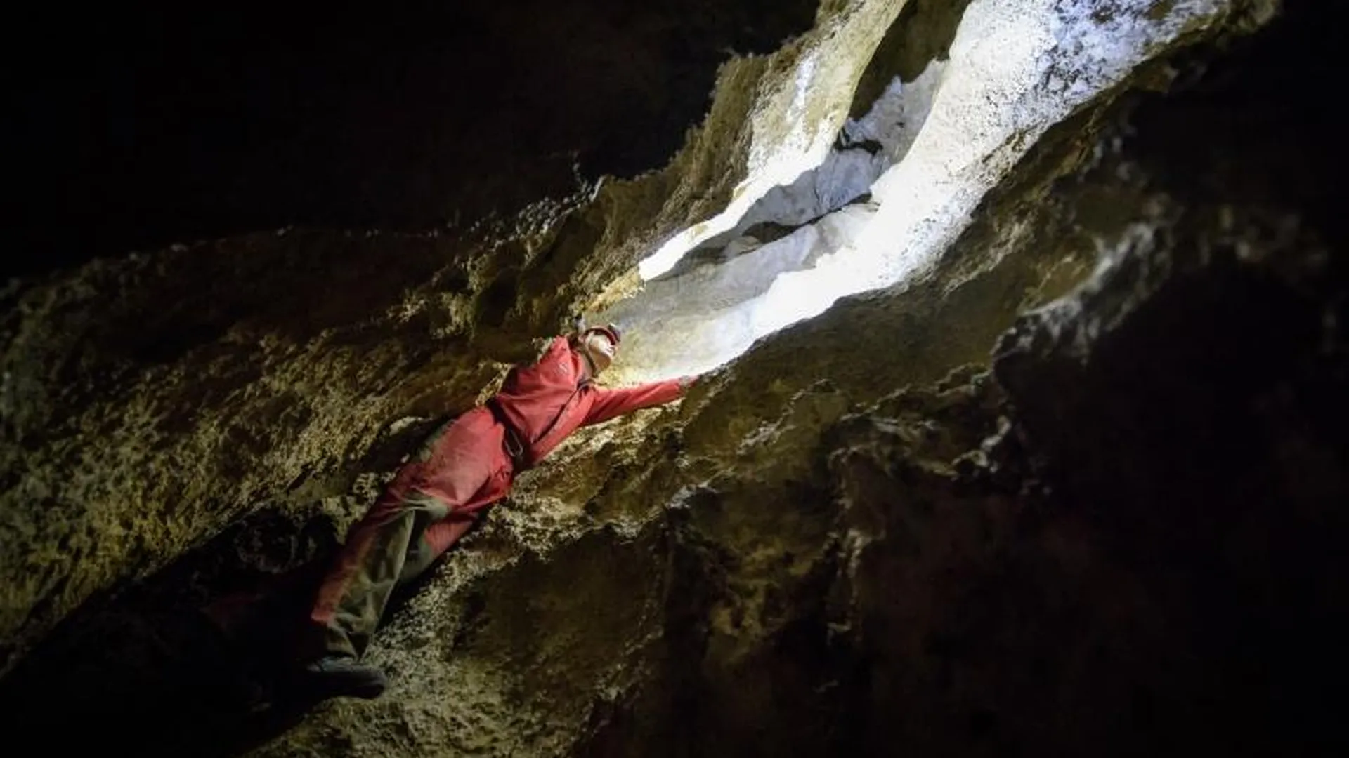 Могилы, призраки, трехметровые крысы: что еще скрывают мистические пещеры Подмосковья 