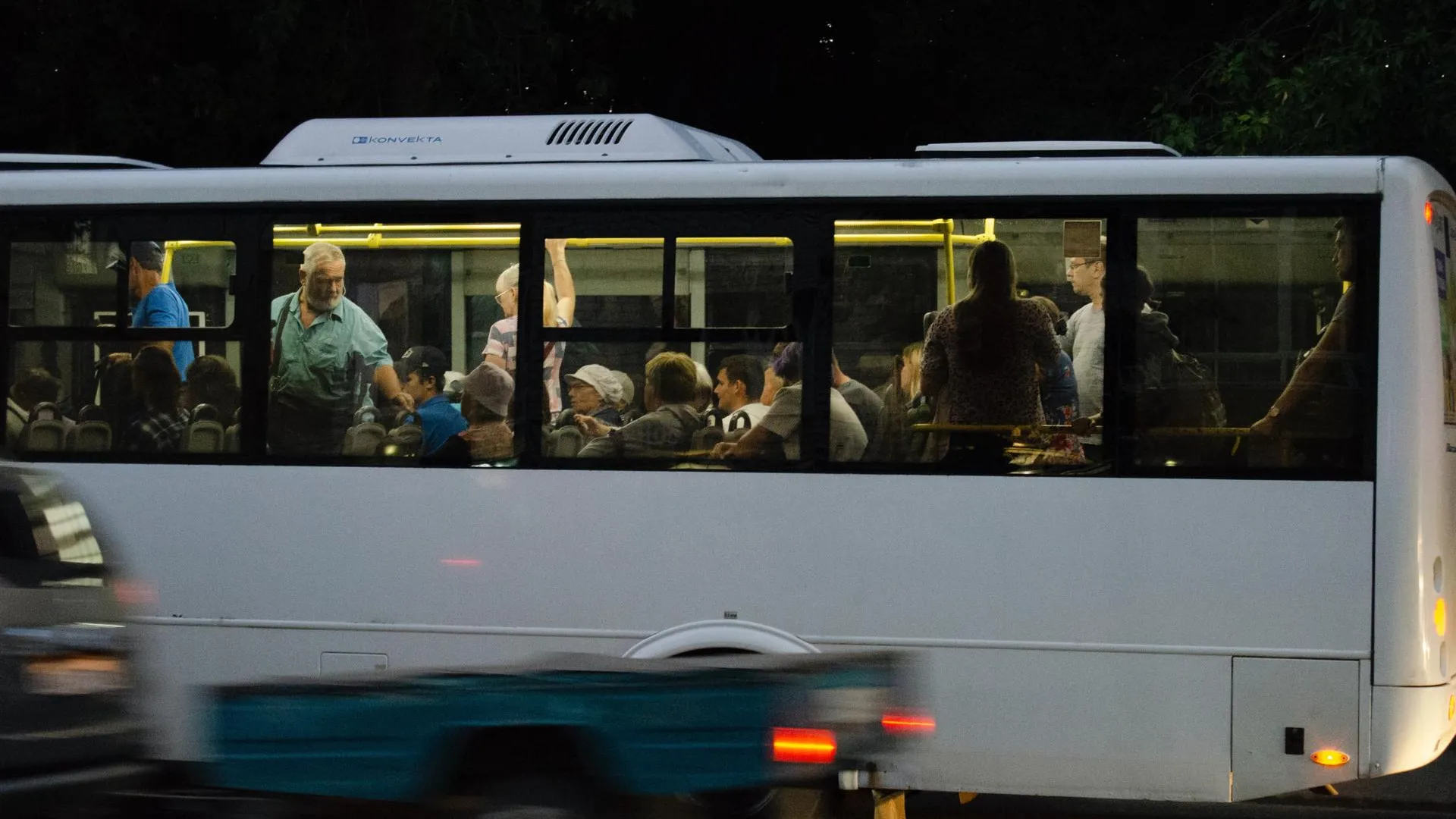 Три автобусных маршрута временно изменили курс движения в Подмосковье