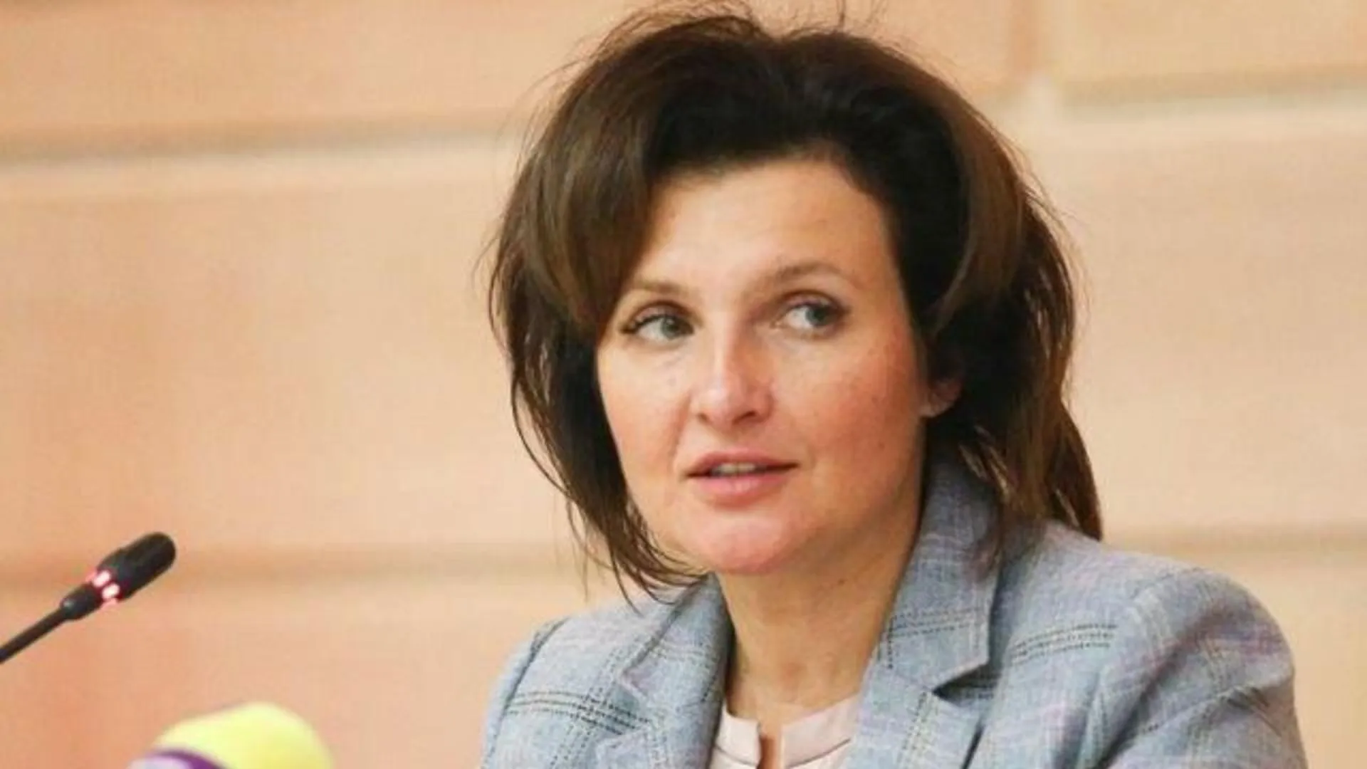 Анну Кротову сегодня избрали главой городского округа Лобня