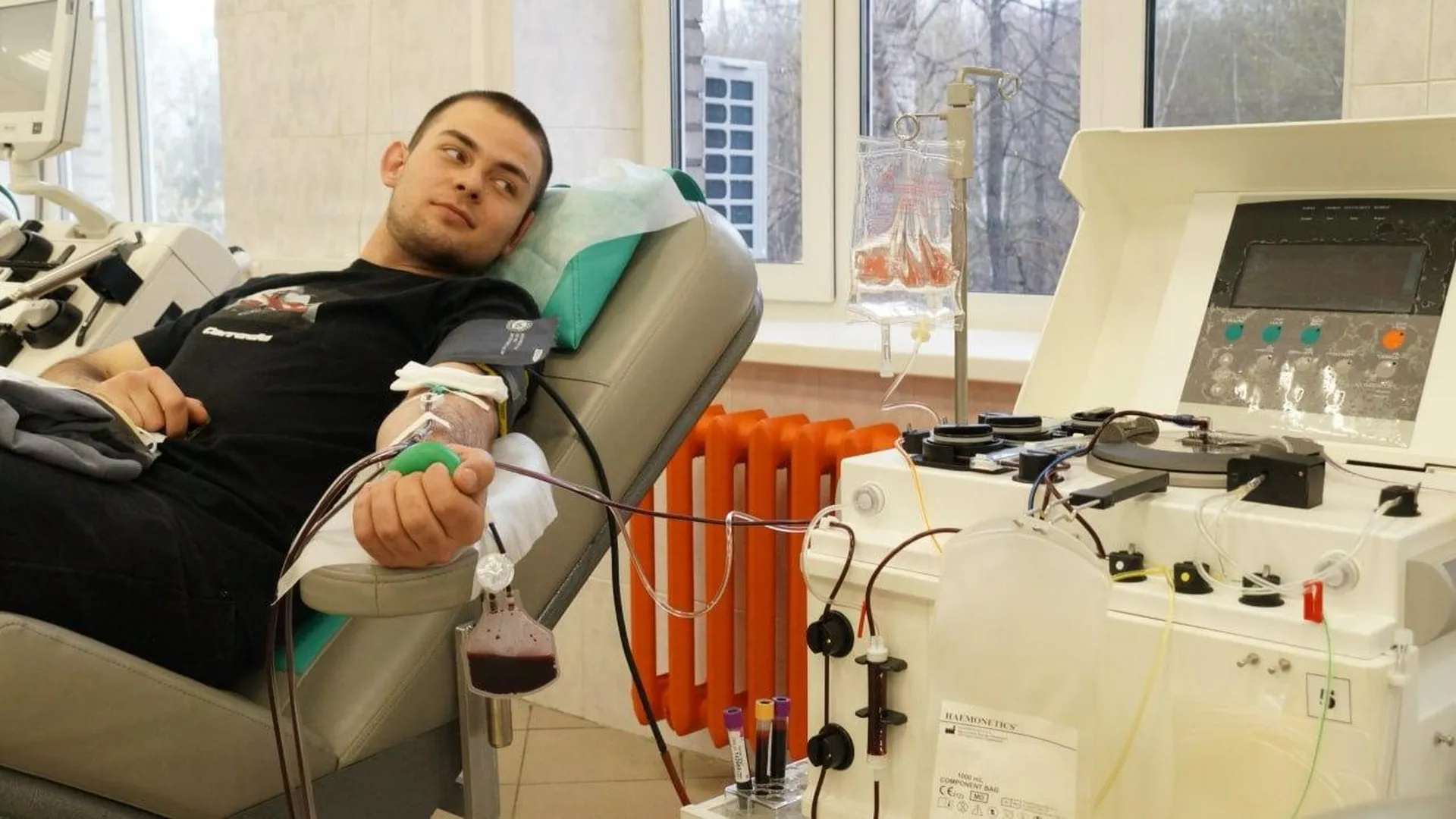Почти тридцать тысяч человек стали донорами крови в Подмосковье с начала года