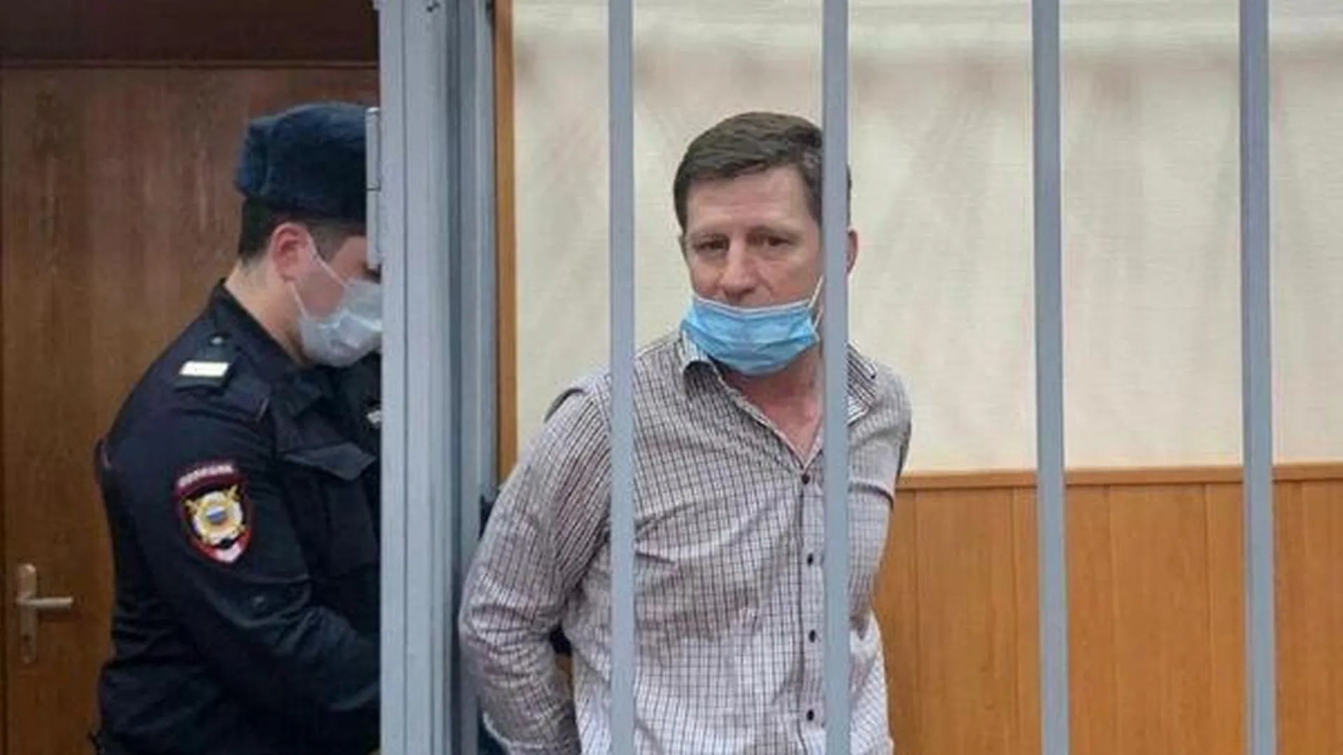 Присяжные признали экс-губернатора Хабаровского края Фургала виновным в покушении на убийство