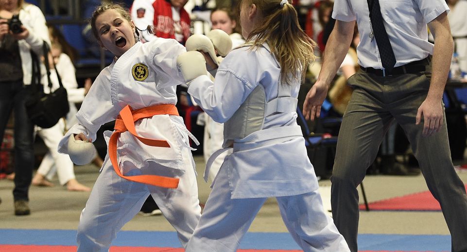 Юные спортсменки из Лобни выиграли серебро на международном турнире по карате