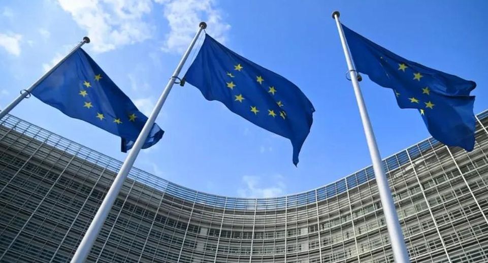 Bloomberg: ЕС может ввести санкции против десятка компаний, торгующих с Россией