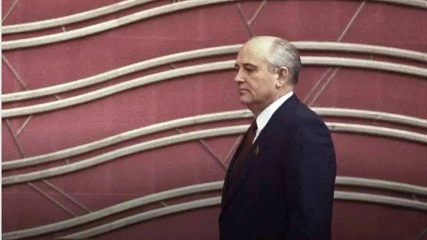 Горбачев перед смертью. Горбачев 1990.