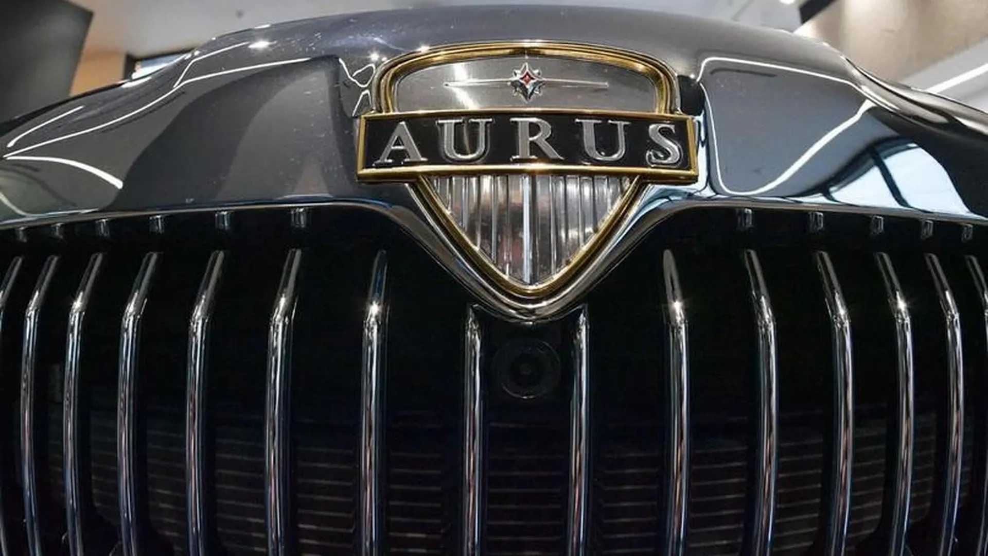Сборку российских автомобилей Aurus запустили в ОАЭ