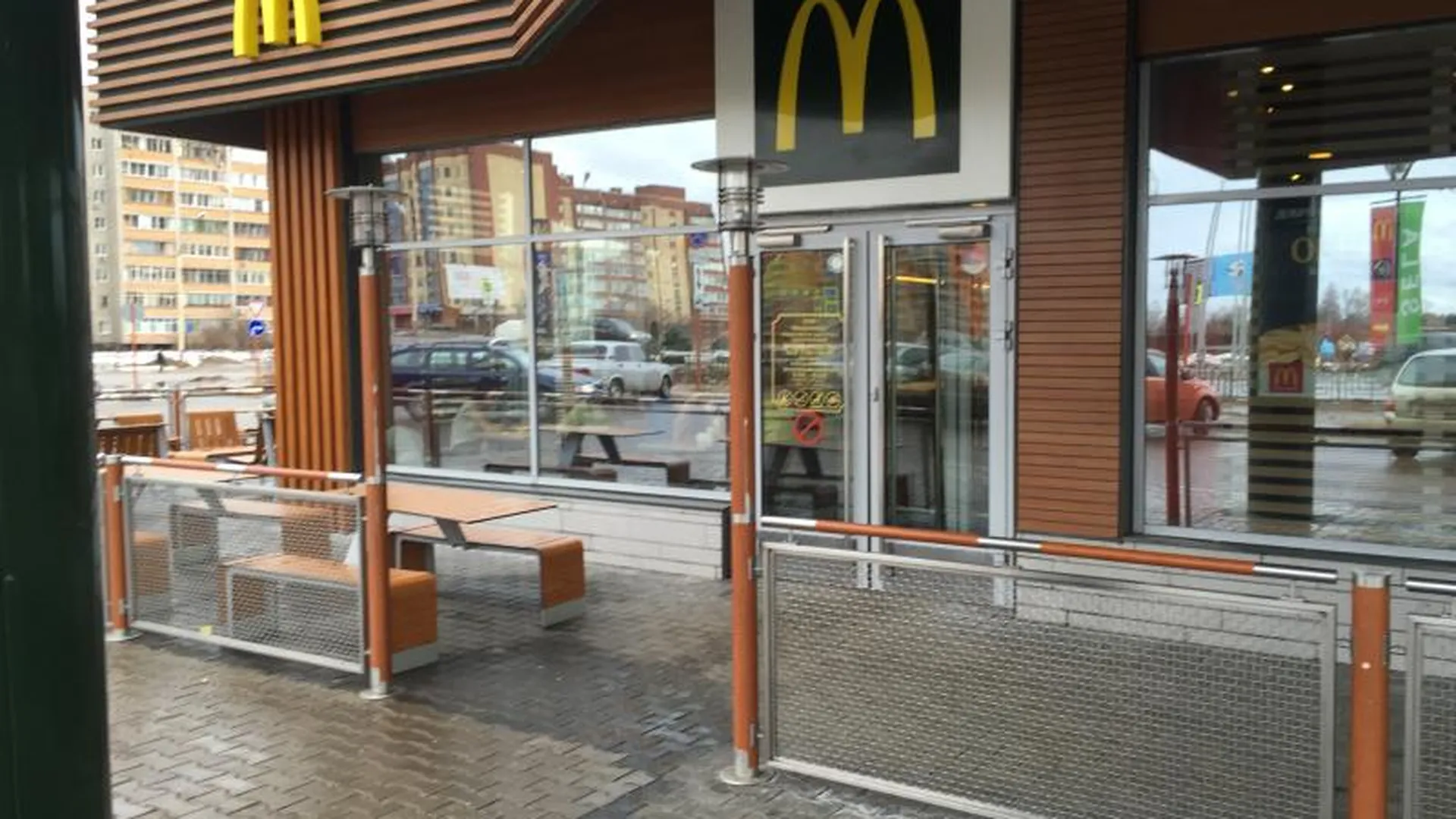 «Макдональдс» в Дубне оштрафовали за нечистоплотность