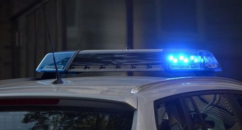 Полиция Ахена в Германии сообщила, что в больнице забаррикадировалась женщина