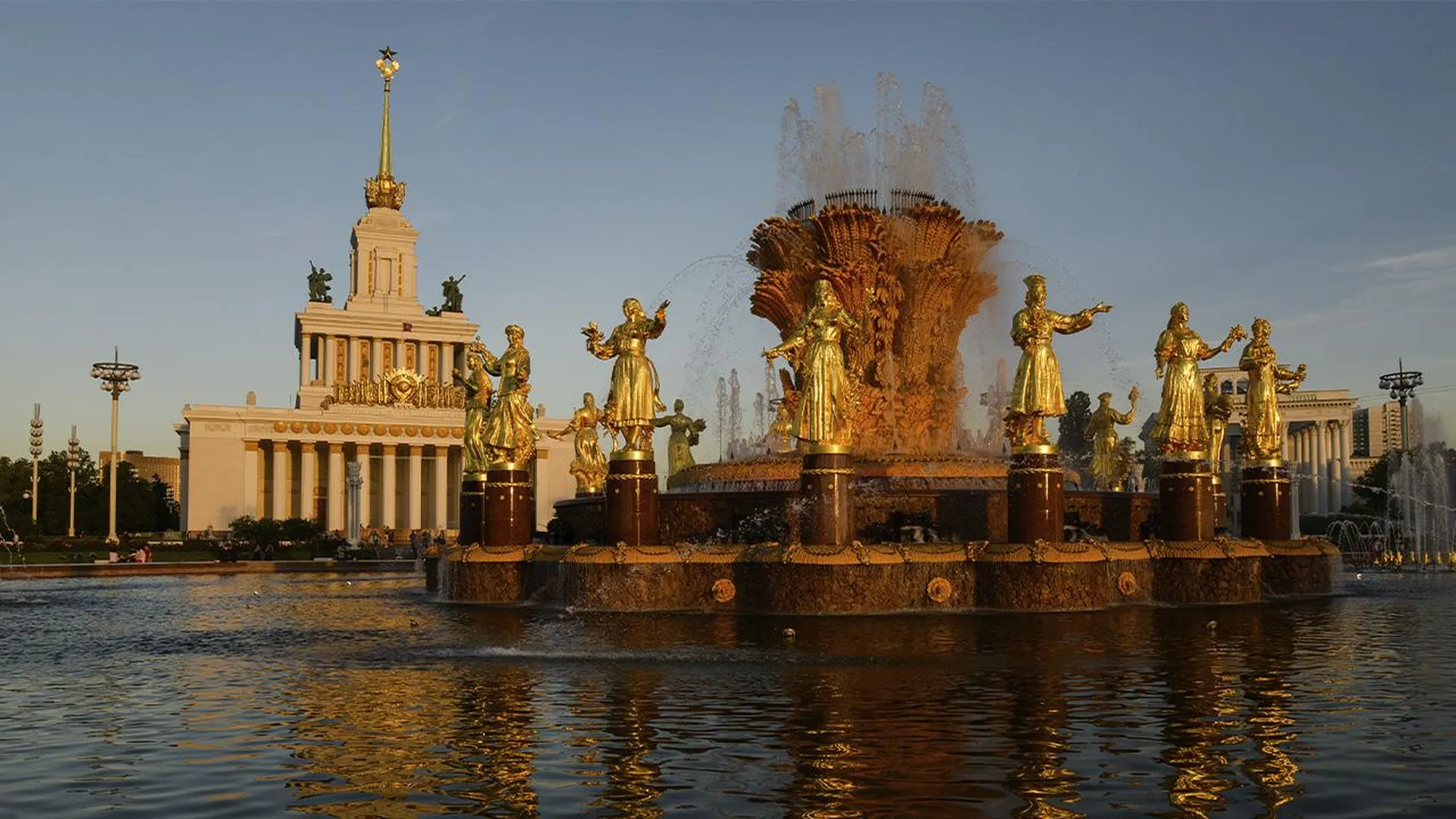 Гулять часами: найдены самые живописные и интересные парки Москвы и Подмосковья