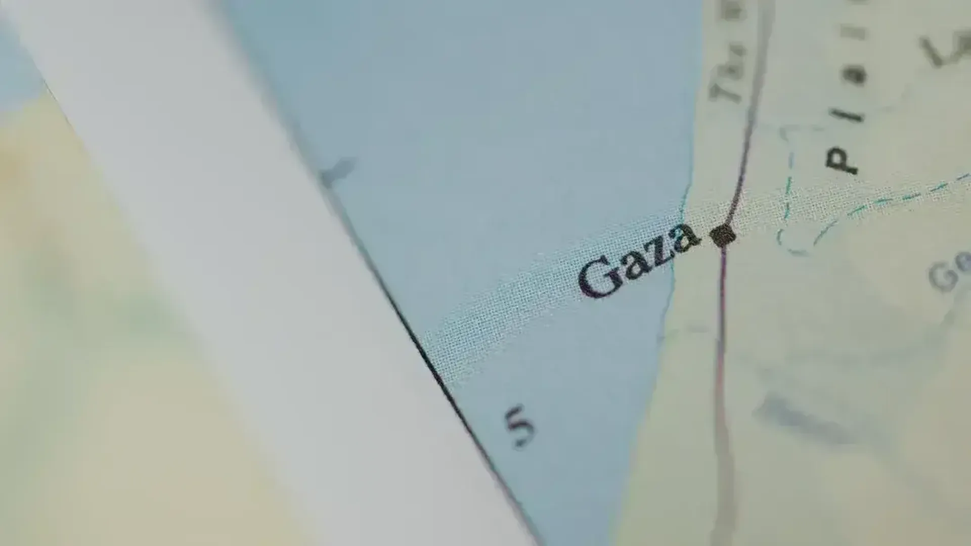 Анджелина Джоли выступила против Израиля из-за ударов по сектору Газа