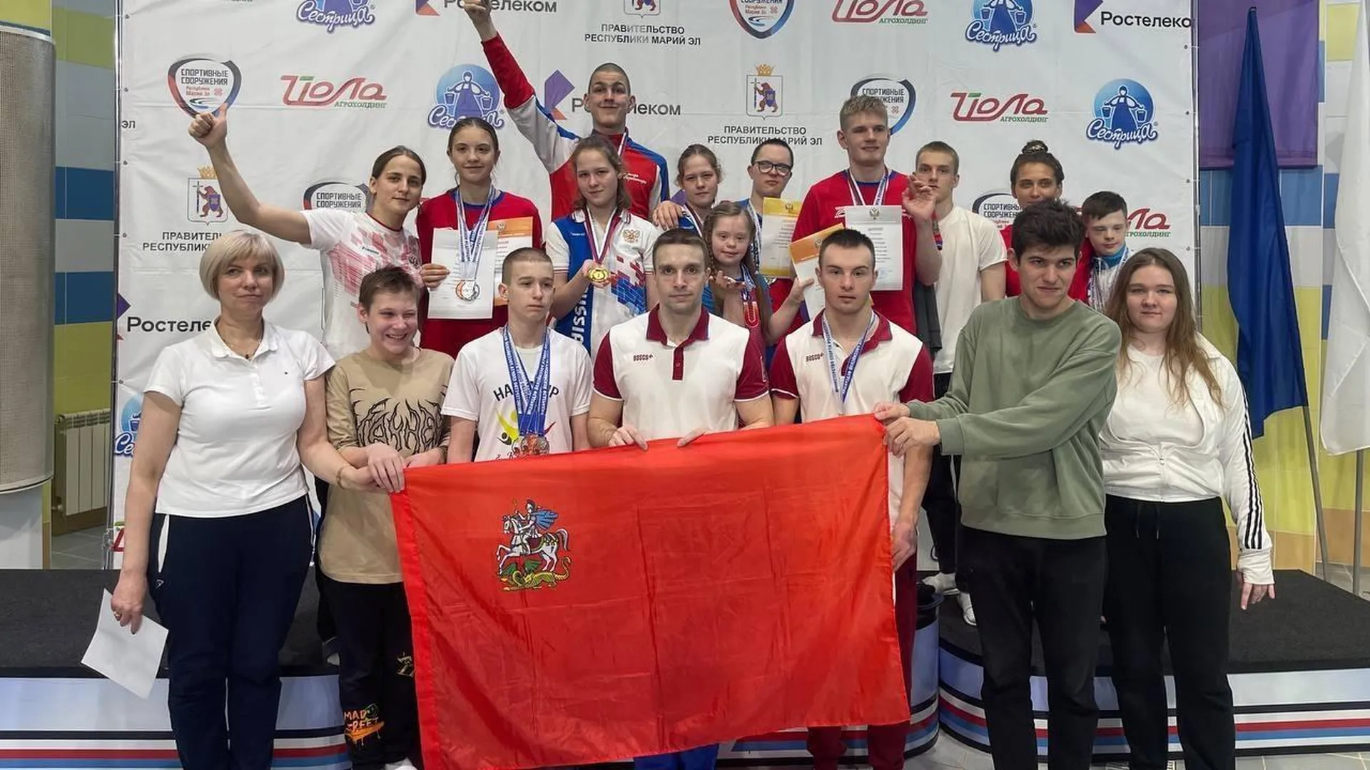Подмосковная команда завоевала более 30 медалей на первенстве и чемпионате России по плаванию