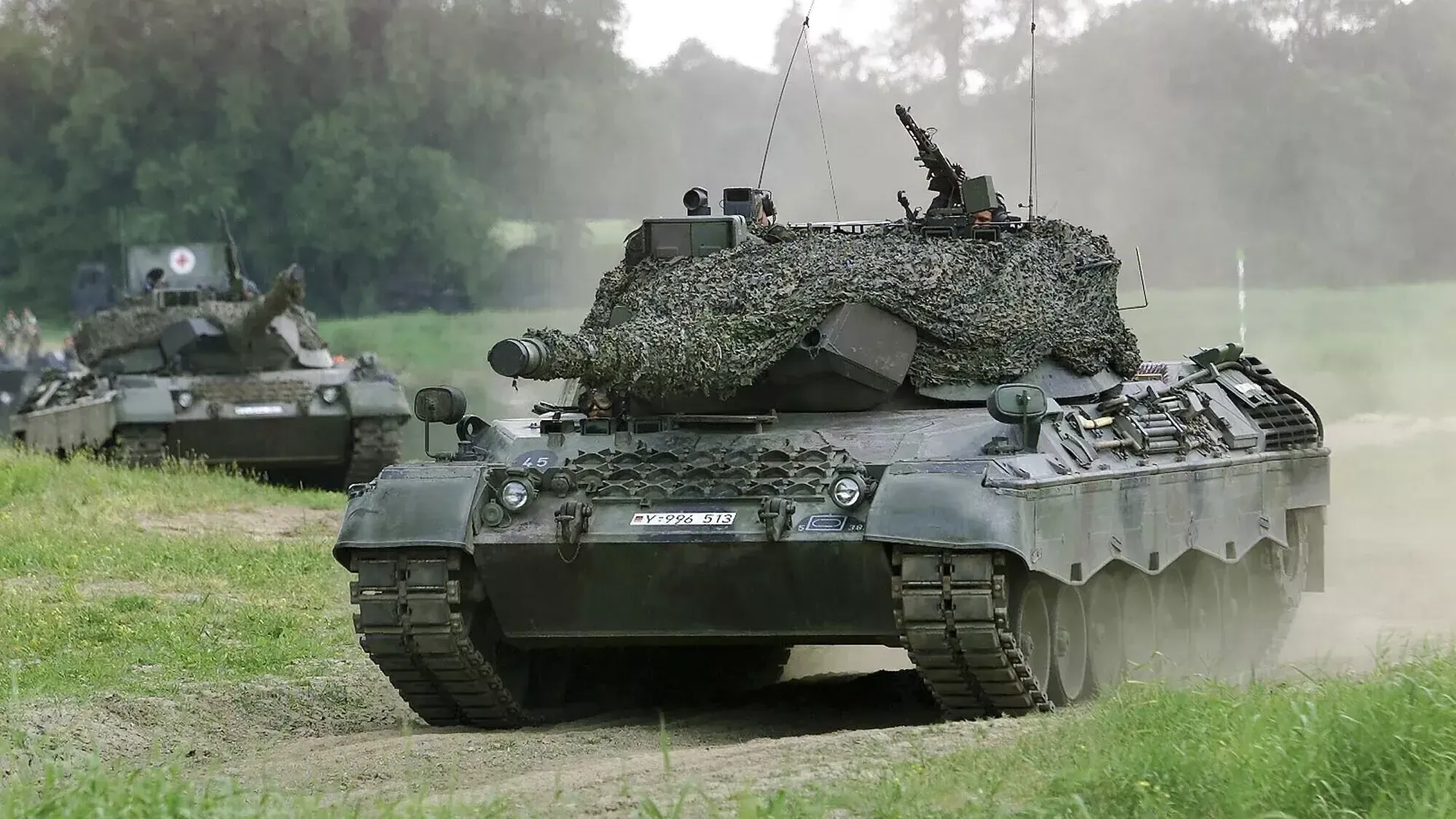 Российский артиллерист-герой Лазаренко поразил танк Leopard ВСУ с одного снаряда