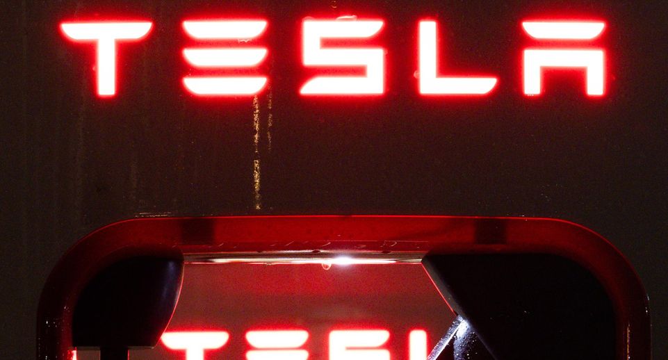 Bloomberg: Tesla с 1 января потеряла 94 миллиарда долларов капитализации