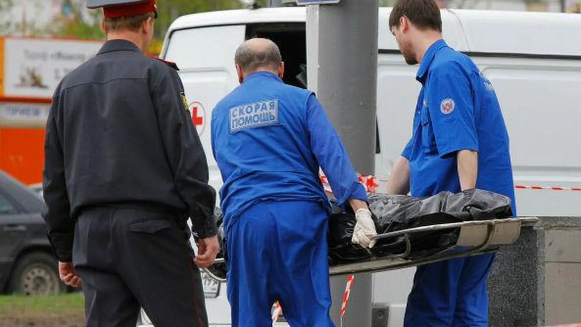 Мужчину с двумя ножами в спине нашли в Серпухове