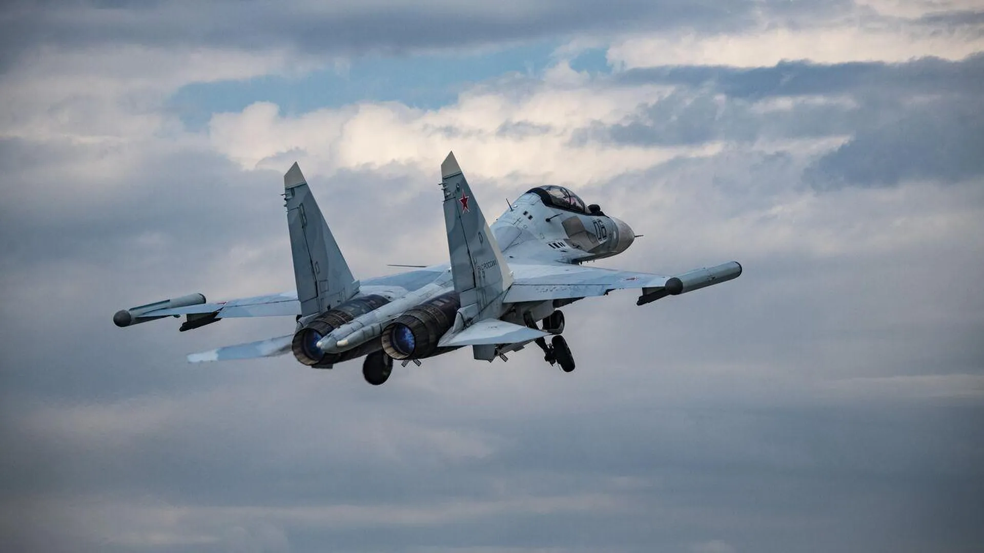 ВС России повысят интенсивность ударов по складам с оружием на Украине