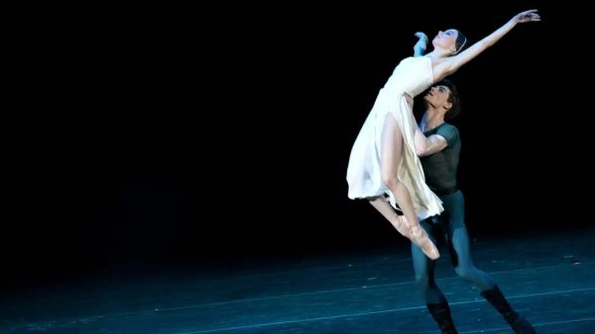 Шоу балета Большого театра отменили в Южной Корее