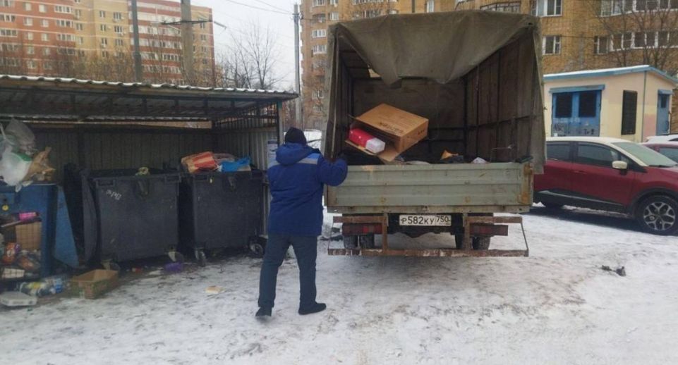 В Московской области усилены ресурсы по вывозу ТКО на придомовых контейнерных площадках
