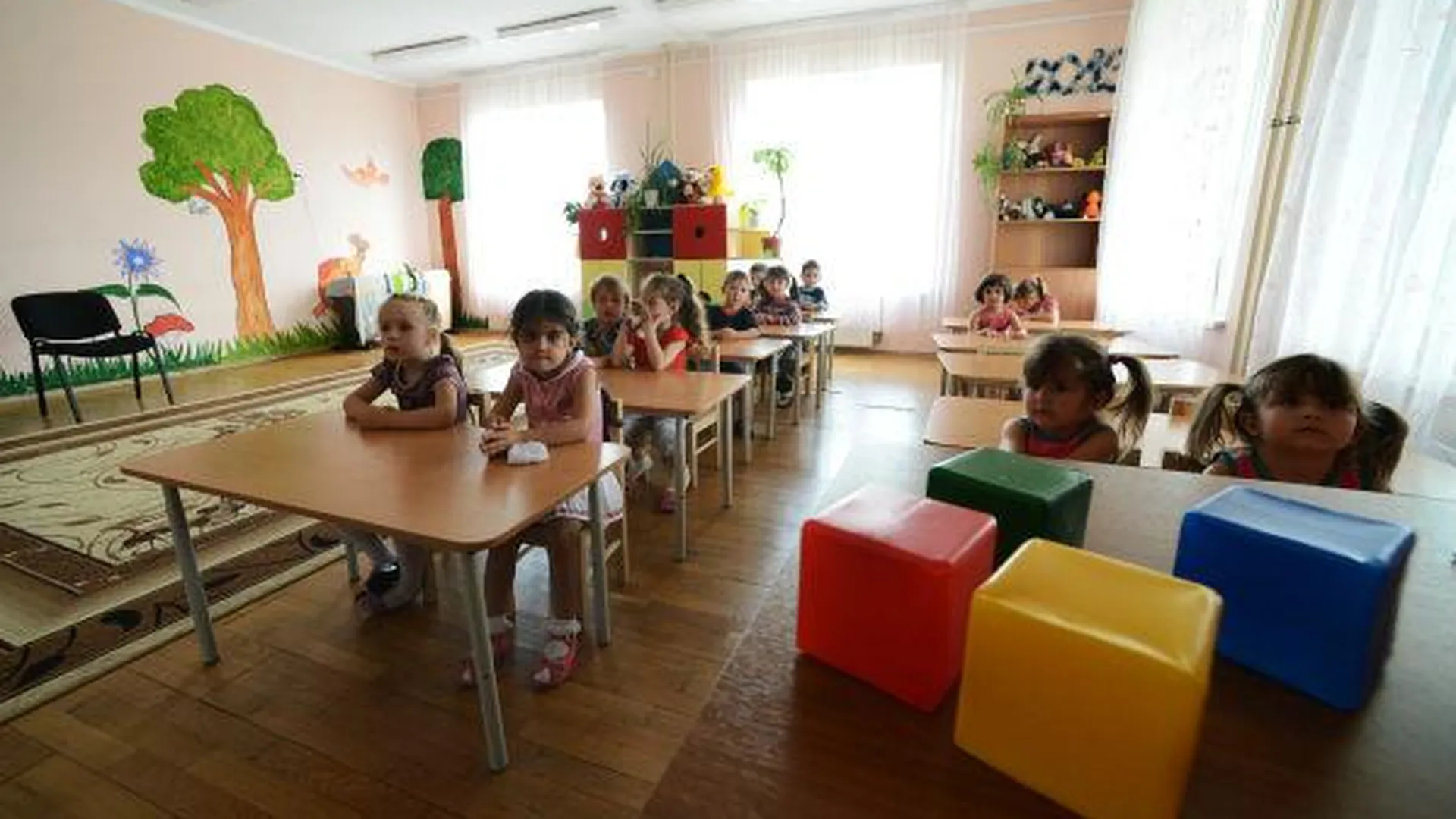 Более 900 мест создадут в детсадах Пушкинского района к 2018 году