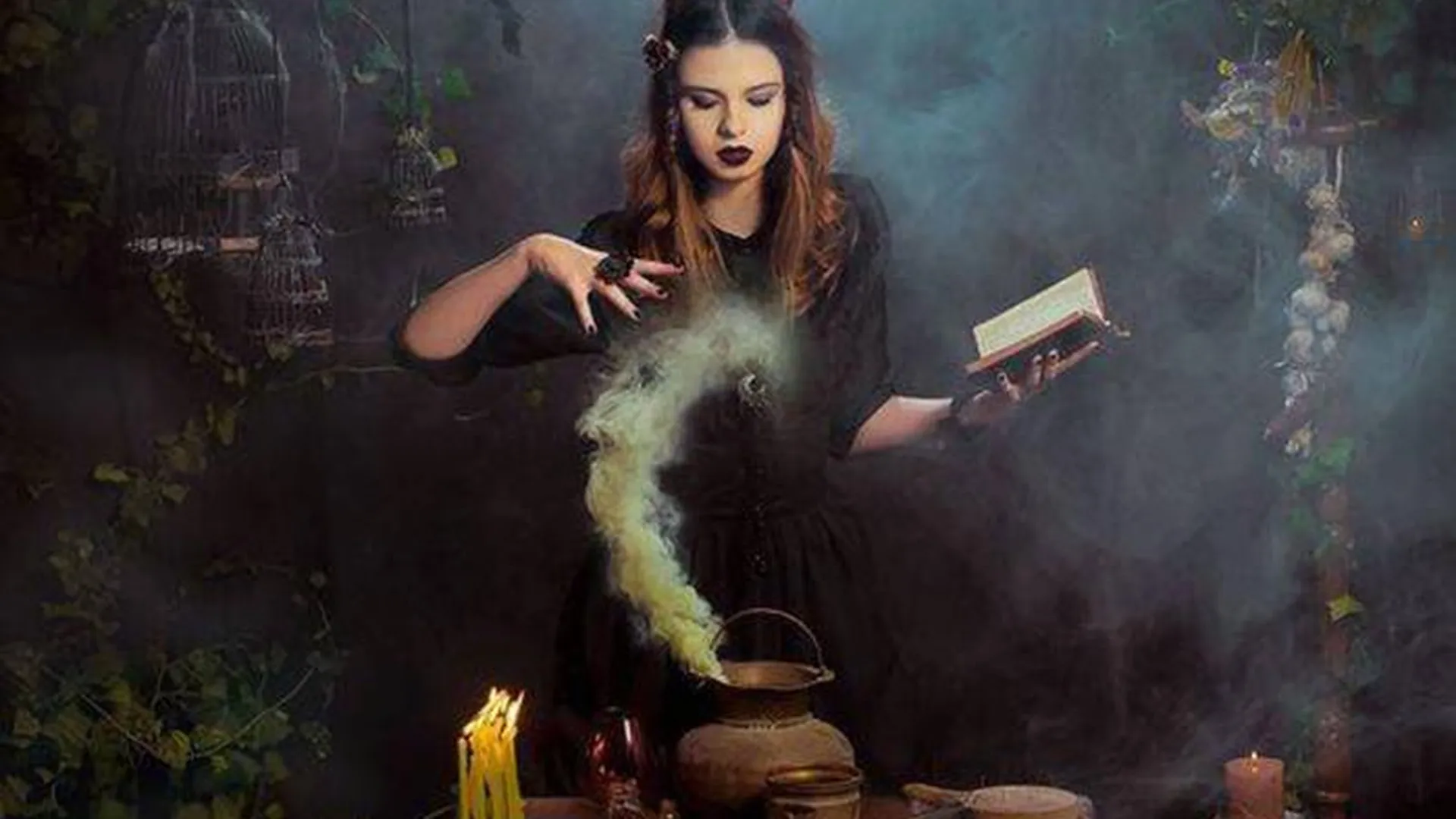 Домашняя жизнь ведьмы. Ведьма колдовство. Магическая фотосессия. Магия ведьмы.