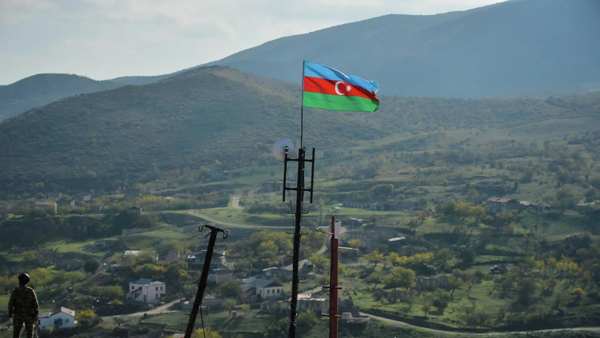 Азербайджан опроверг слова Пашиняна о подготовке к войне с Арменией