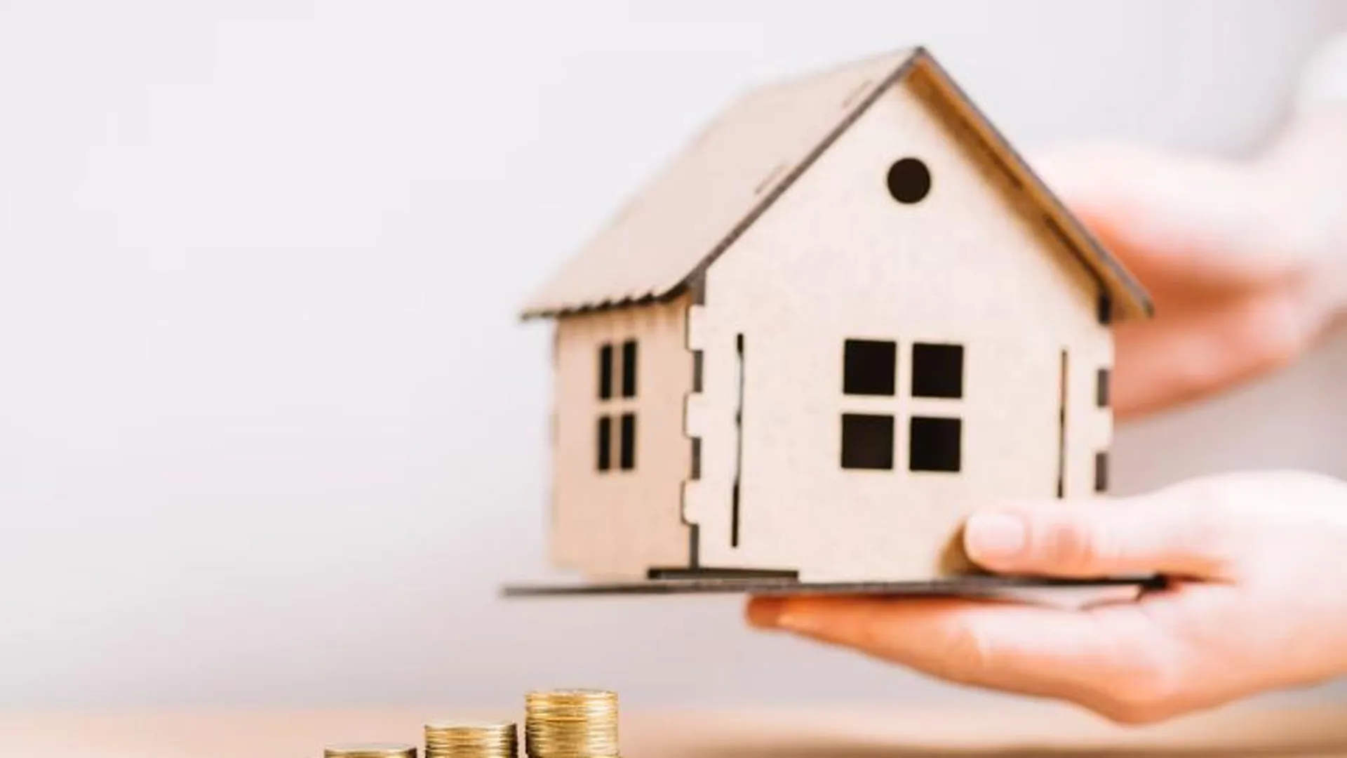 Стало известно о возможном повышении ставки по семейной ипотеке