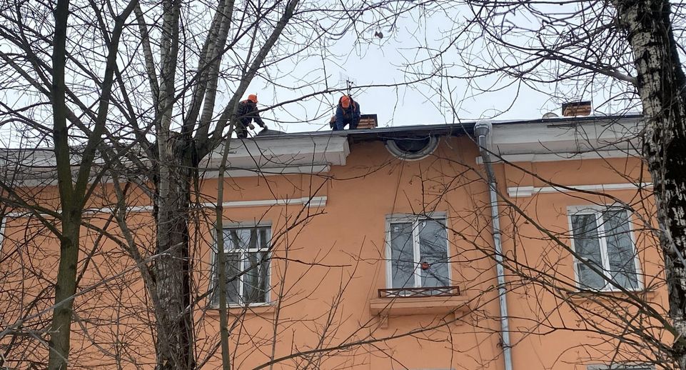 Крышу многоквартирного дома в Видном капитально отремонтируют к концу марта 2024 года