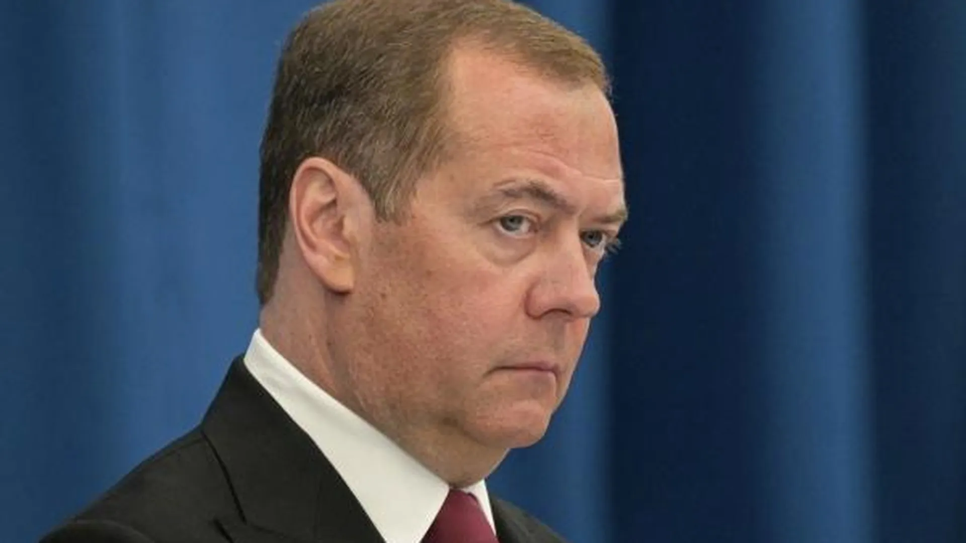 «Война неизбежна». Медведев иронично ответил на заявление Госдепа об Аляске