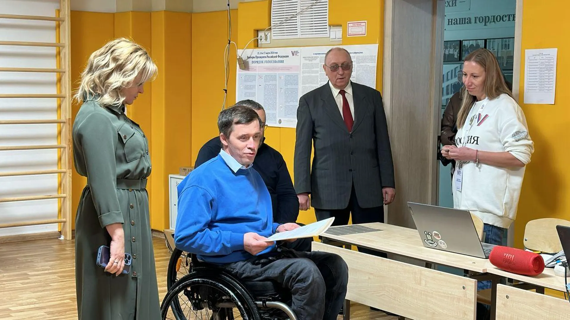 Михаил Терентьев проверил работу избирательных участков в Клину