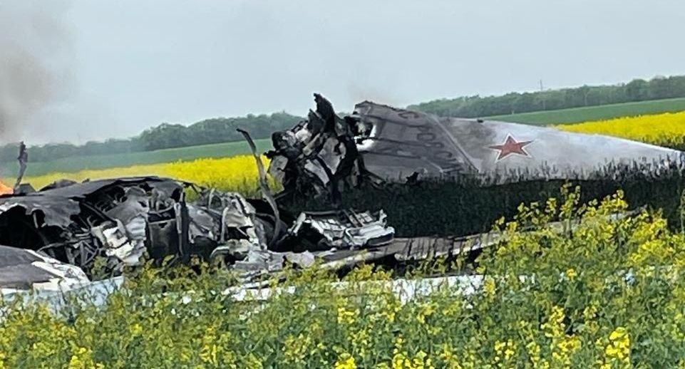 Владимиров: двух летчиков упавшего в Ставрополье самолета нашли живыми