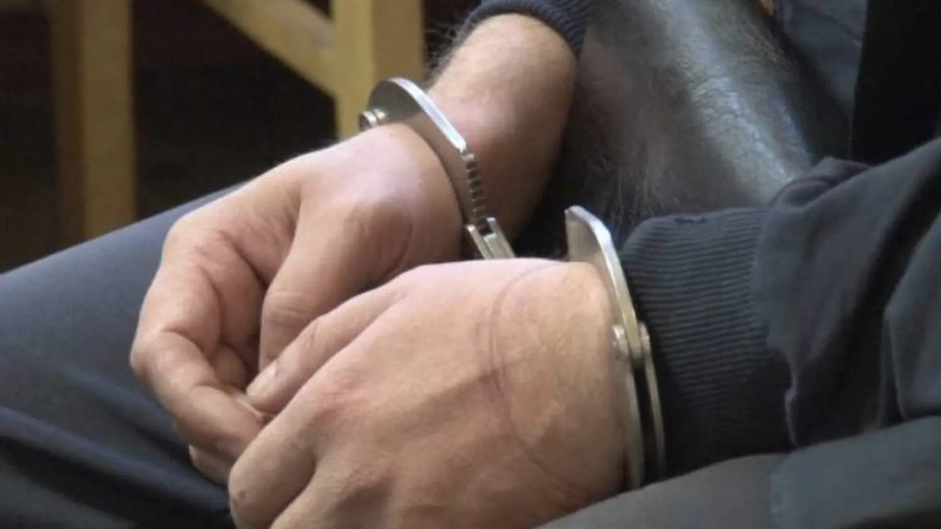 Депутат Самсонов объявил голодовку после подозрений в развращении мальчика
