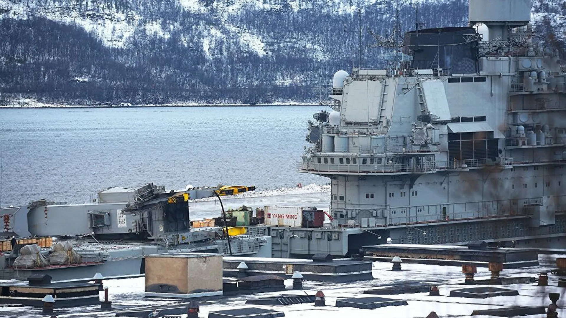 Судостроители определили ущерб от пожара на авианосце «Адмирал Кузнецов»