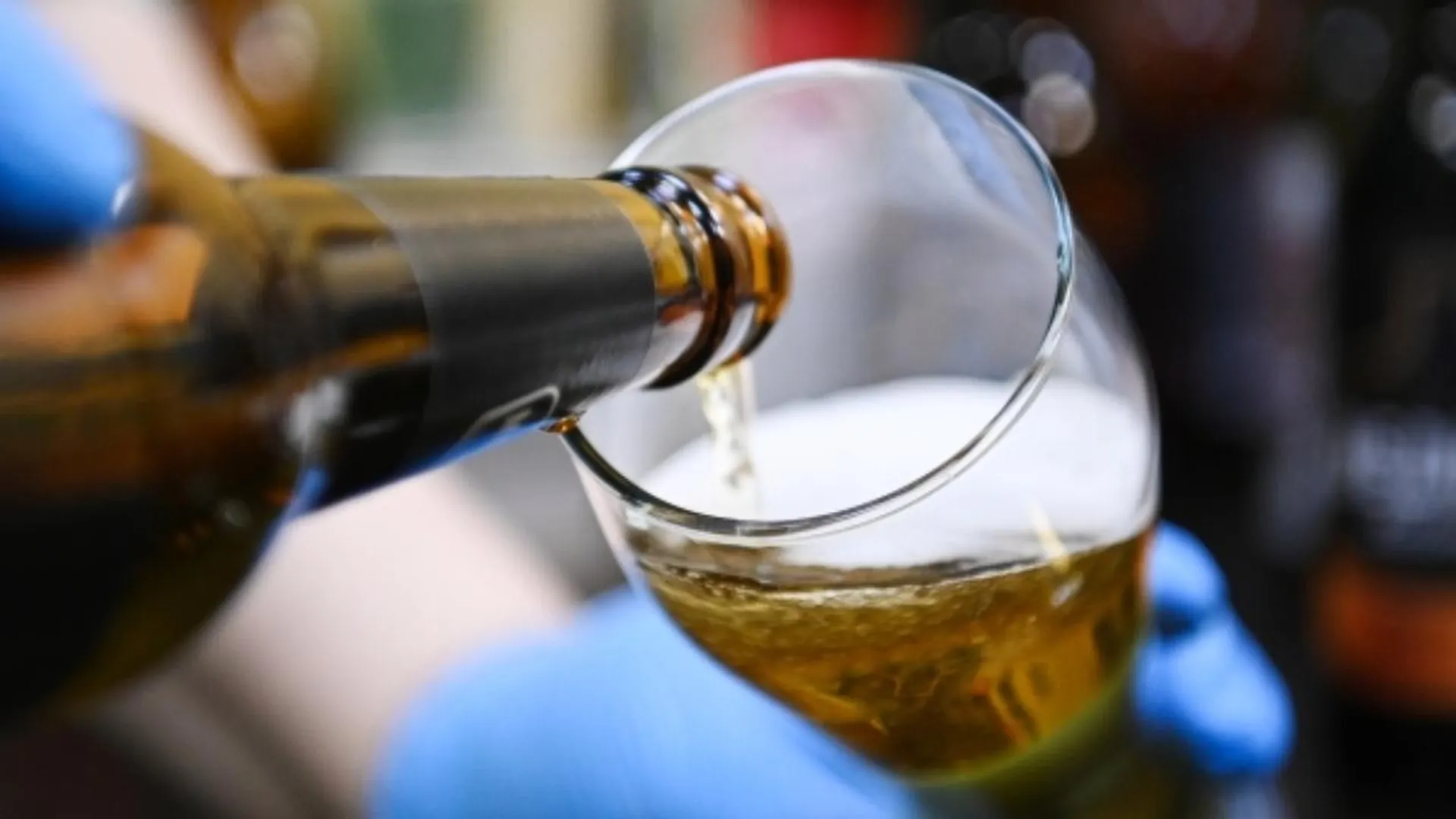 Доктор объяснил, поможет ли безалкогольное пиво преодолеть зависимость от спиртного