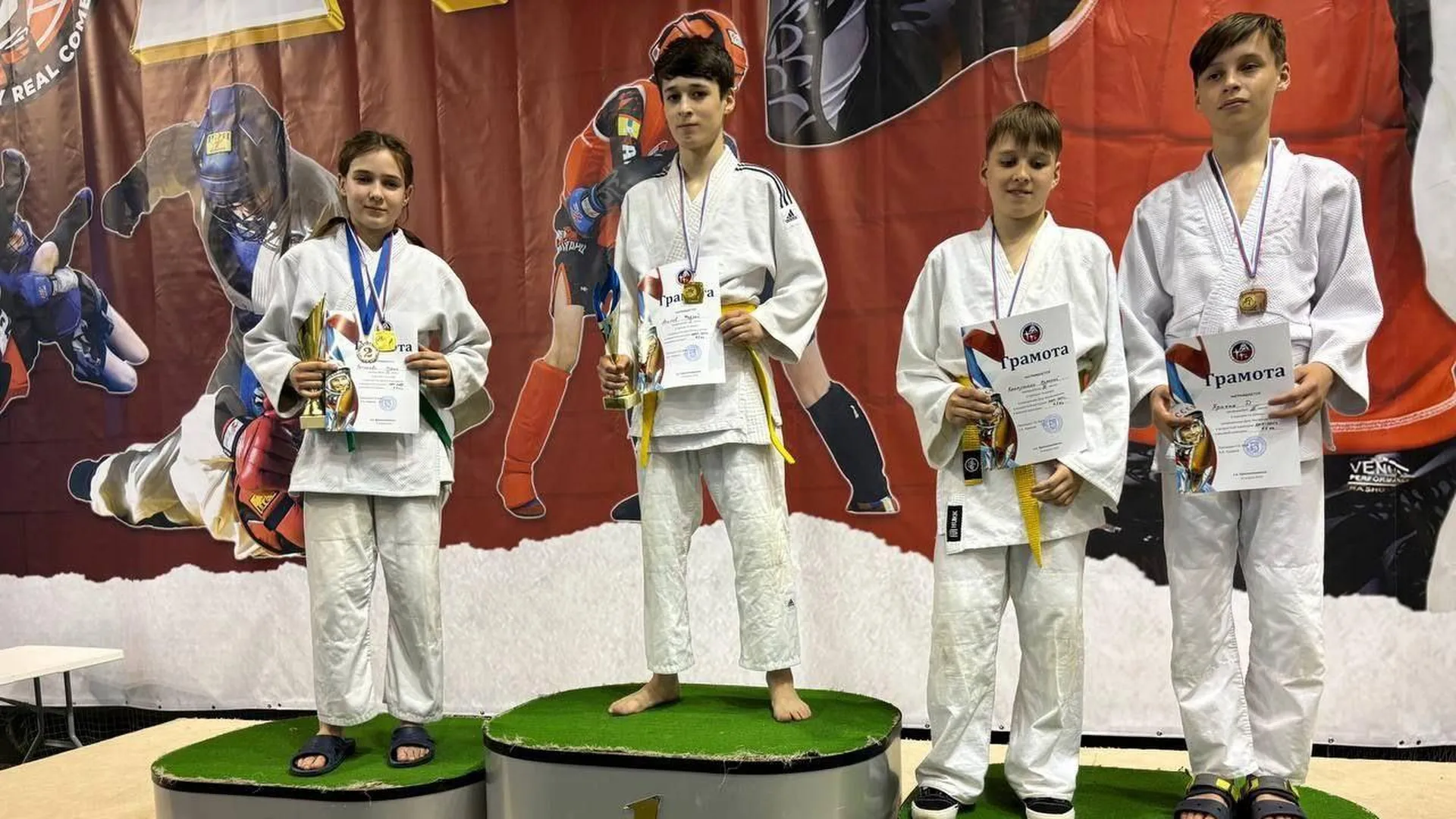 Каширские спортсмены на турнире по дзюдо завоевали одиннадцать медалей