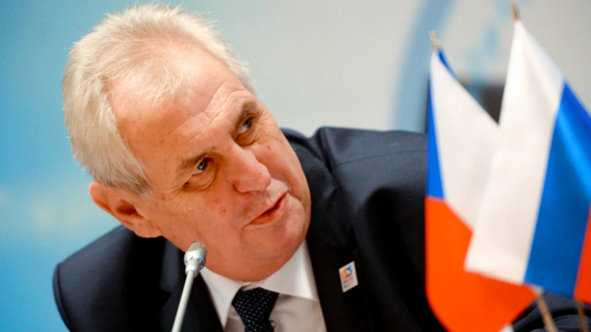 «Это почти никто не отрицает»: президент Чехии назвал Путина сильным политиком