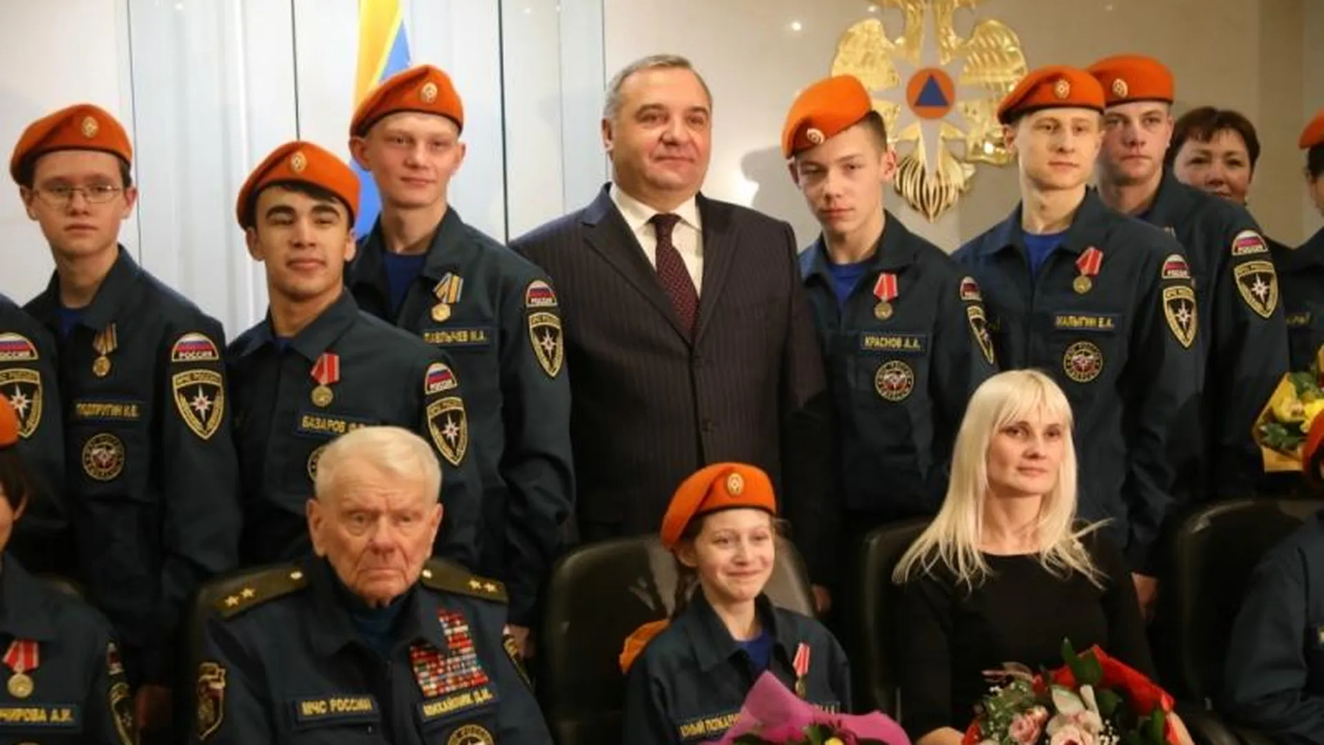 Школьник из Одинцова получил от МЧС награду за спасение утопающего