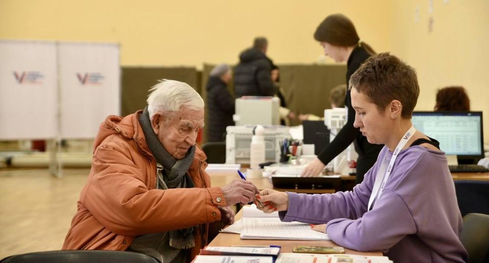 Почетный гражданин Солнечногорска Владимир Кривулин проголосовал на выборах президента России