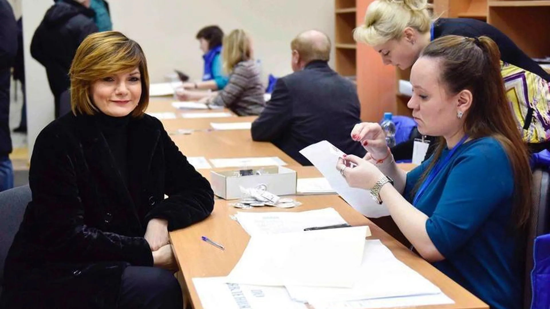 Детский омбудсмен в Московской области Ксения Мишонова  проголосовала в  Химках