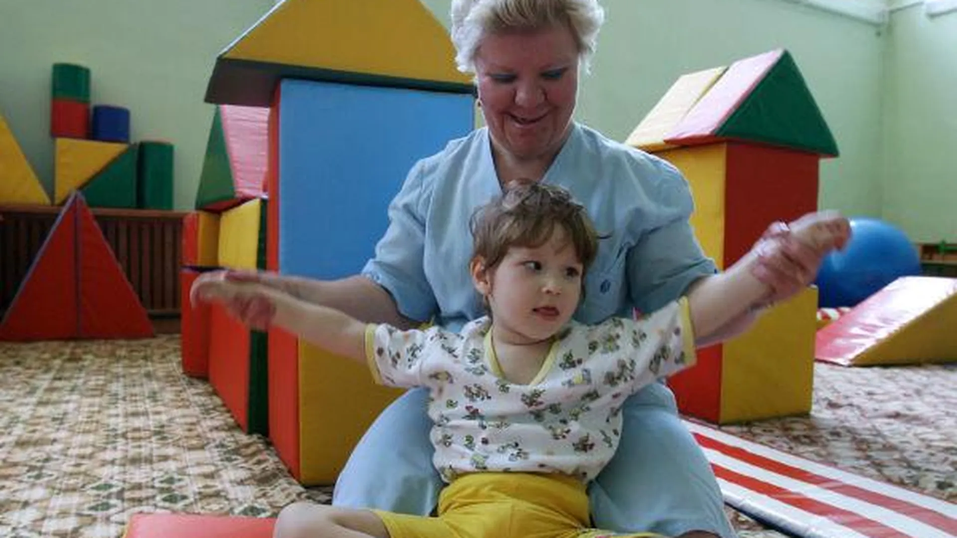 Около 40 млн рублей предусмотрено в области на создание 10 реабилитационных центров для детей