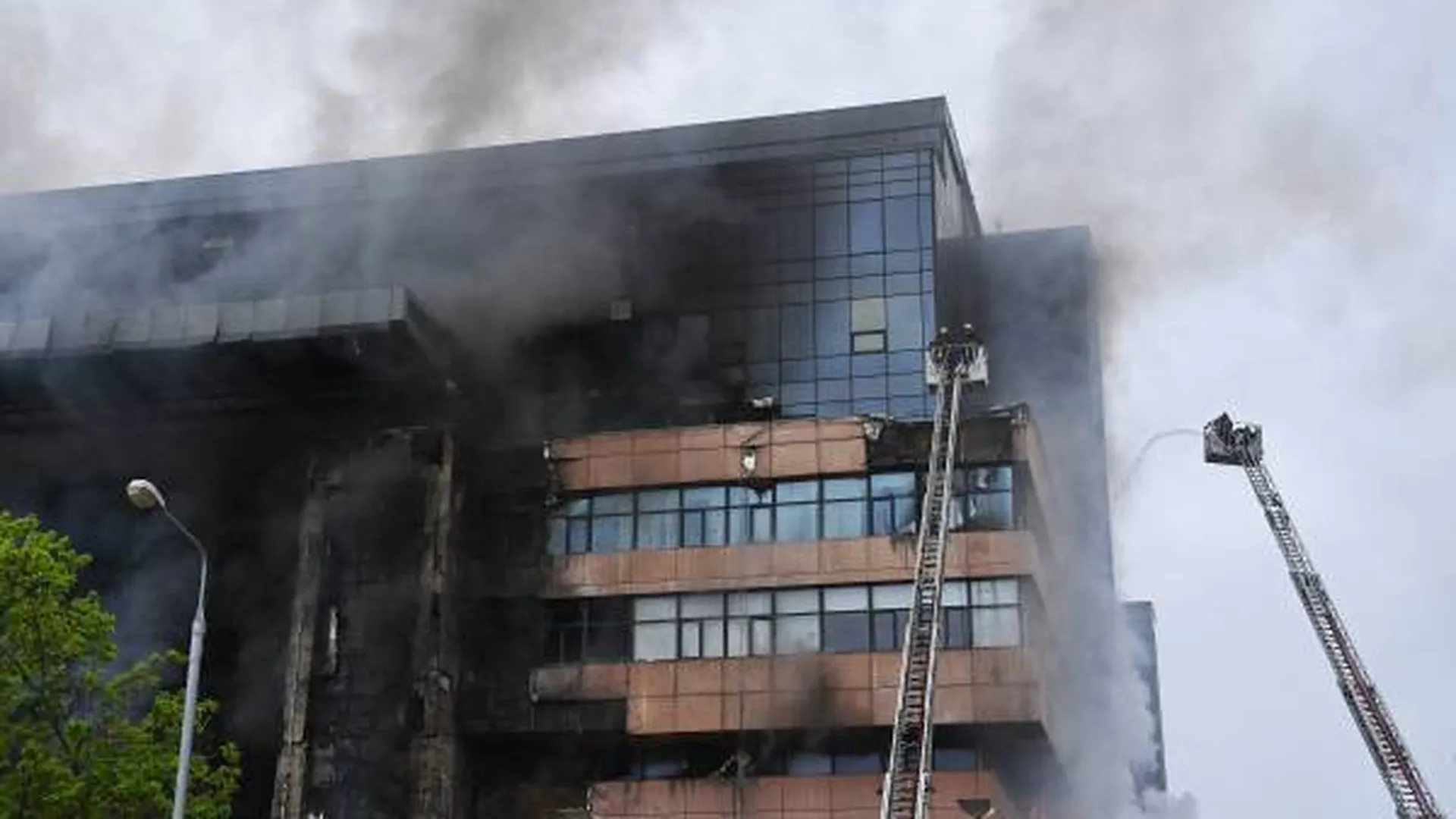 Стало известно состояние начальника московского главка МЧС после пожара в бизнес-центре
