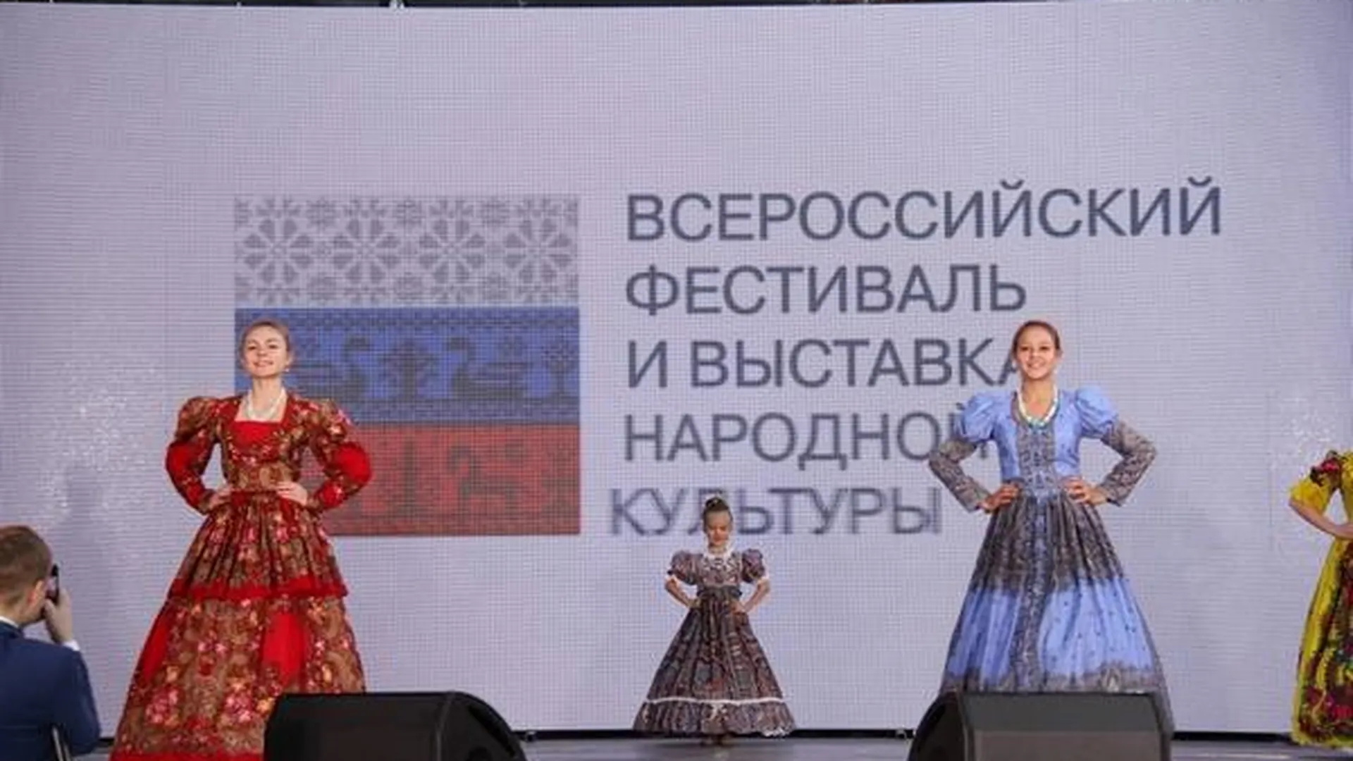 Театр моды Ивантеевки показал коллекцию в Сочи